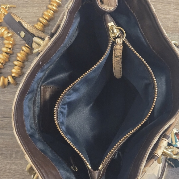 Coach Purse Faux Snakeskin details - Picture 14 of 17